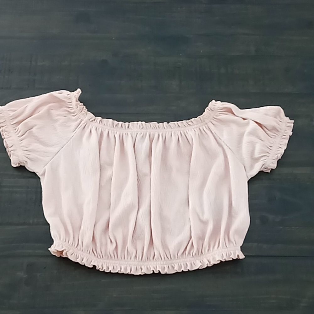 H & M pink crop top size medium